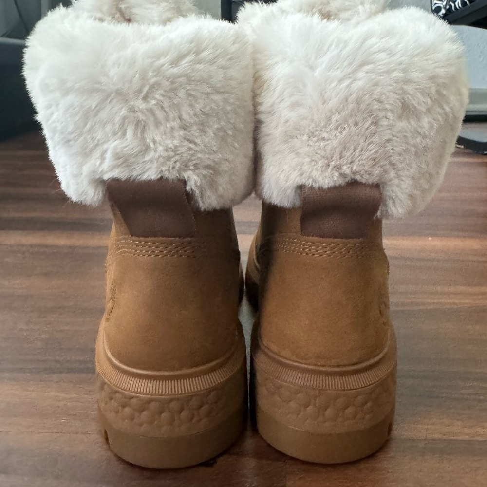 New Timberland Cortina Valley Winter Hiker WP Boot Size: 7.5 - Picture 10 of 12